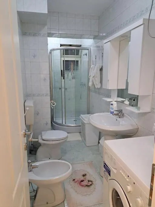 Quiet, Cozy, Luminous Apartment Tirana
